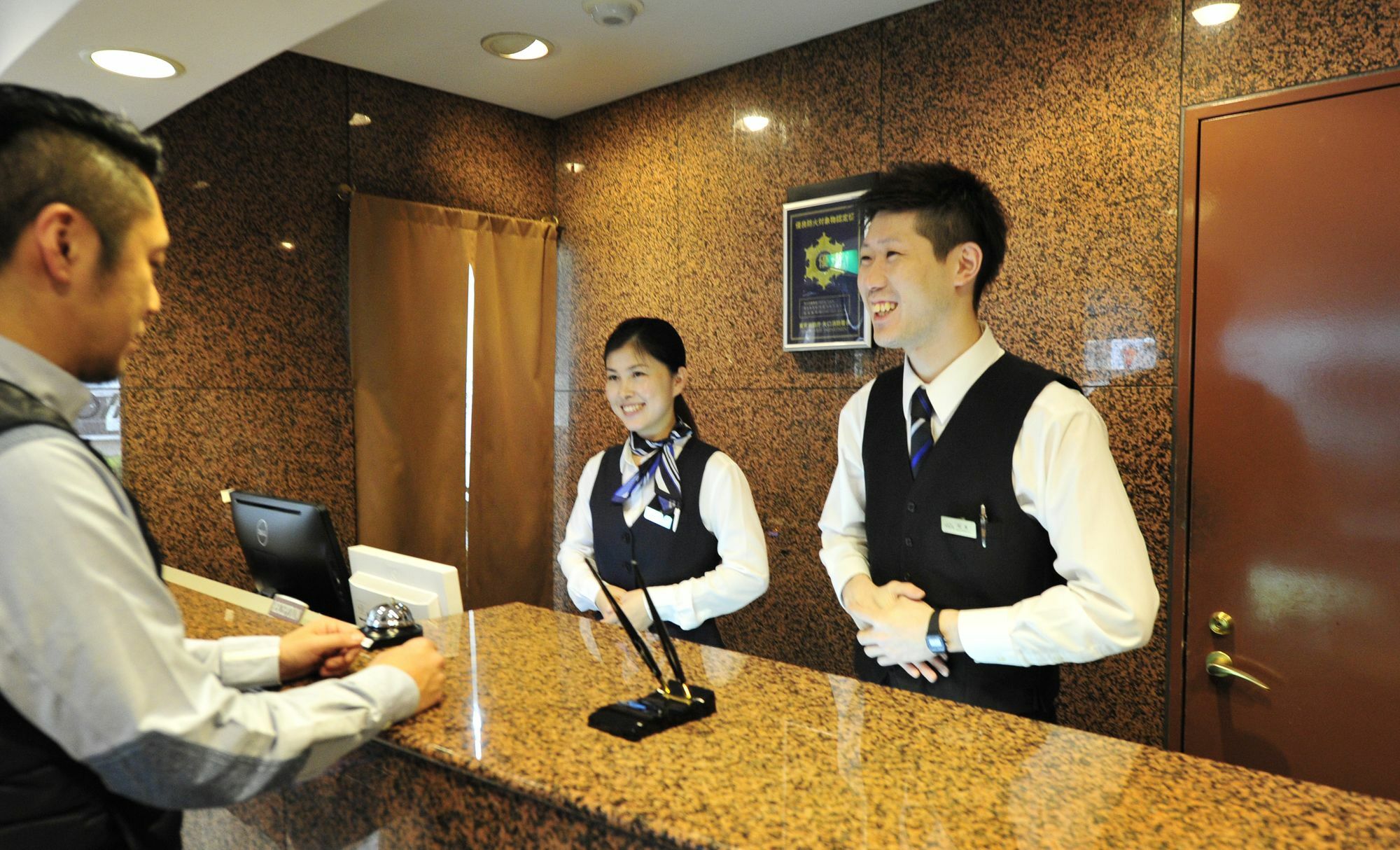 Hotel Toms Tokyo Exterior photo